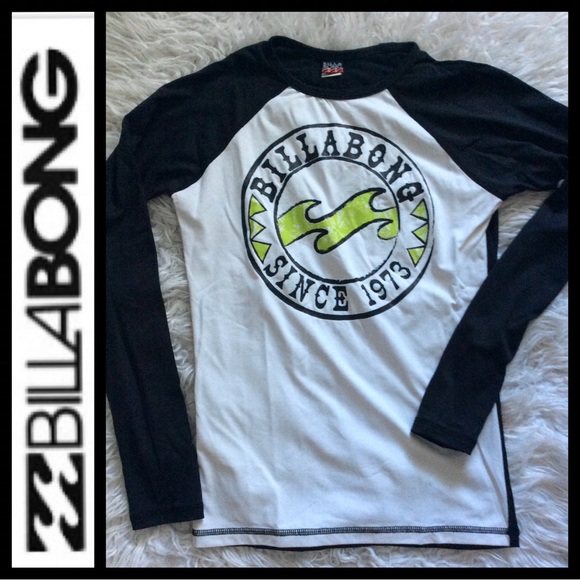 NWOT Billabong Women’s Long Sleeve Rashguard - Picture 1 of 3
